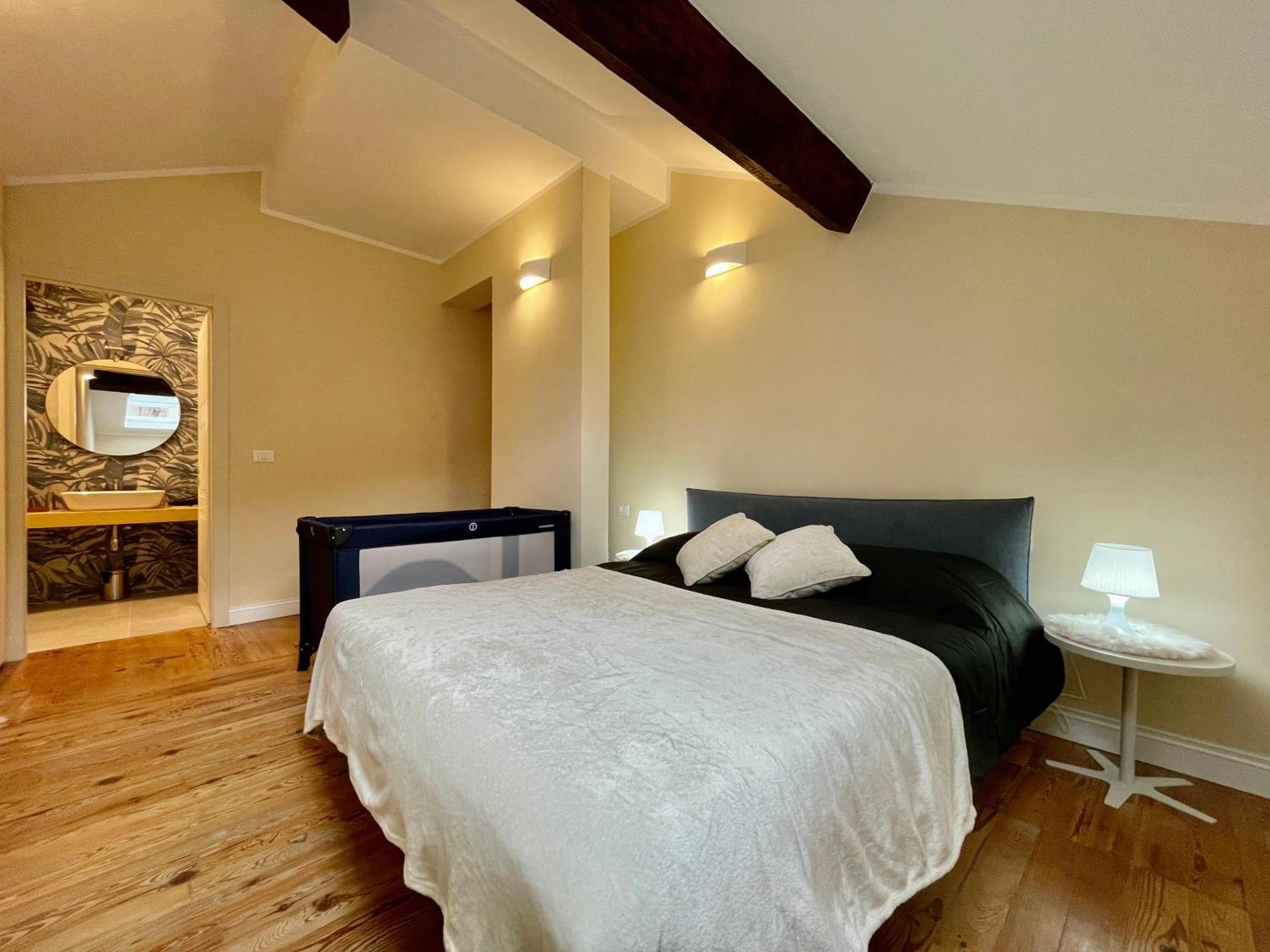 Villa Migliorini Lusso & Comfort In Finalborgo. Finale Ligure Luaran gambar